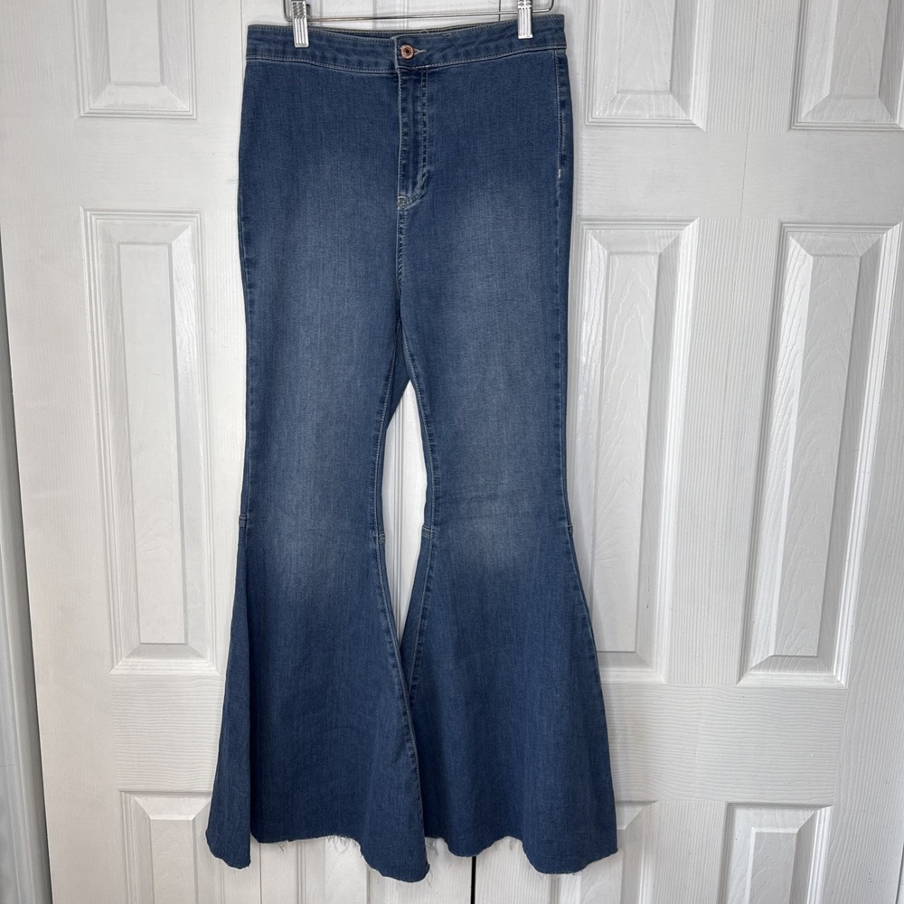Free People We The Free Just Float On Flare Jeans 29 Medium Wash Bell Bottom 70s